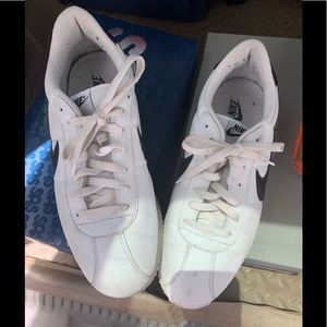 Men’s Nike Cortez— Vintage